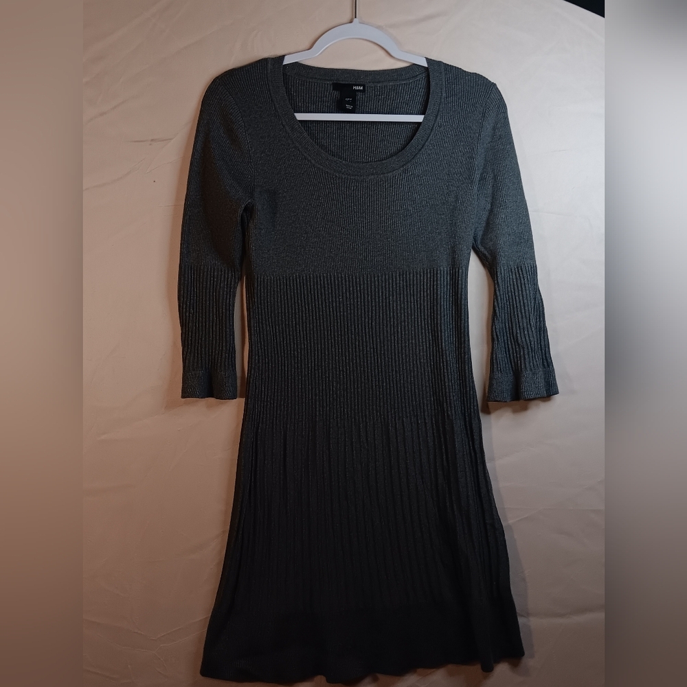 H&M Classic 🌲 stretch knit sweater dress M